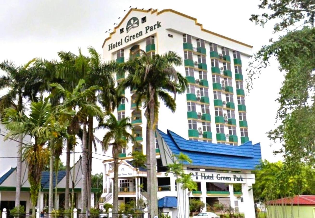 Hotel Green Park Temerloh Exterior photo