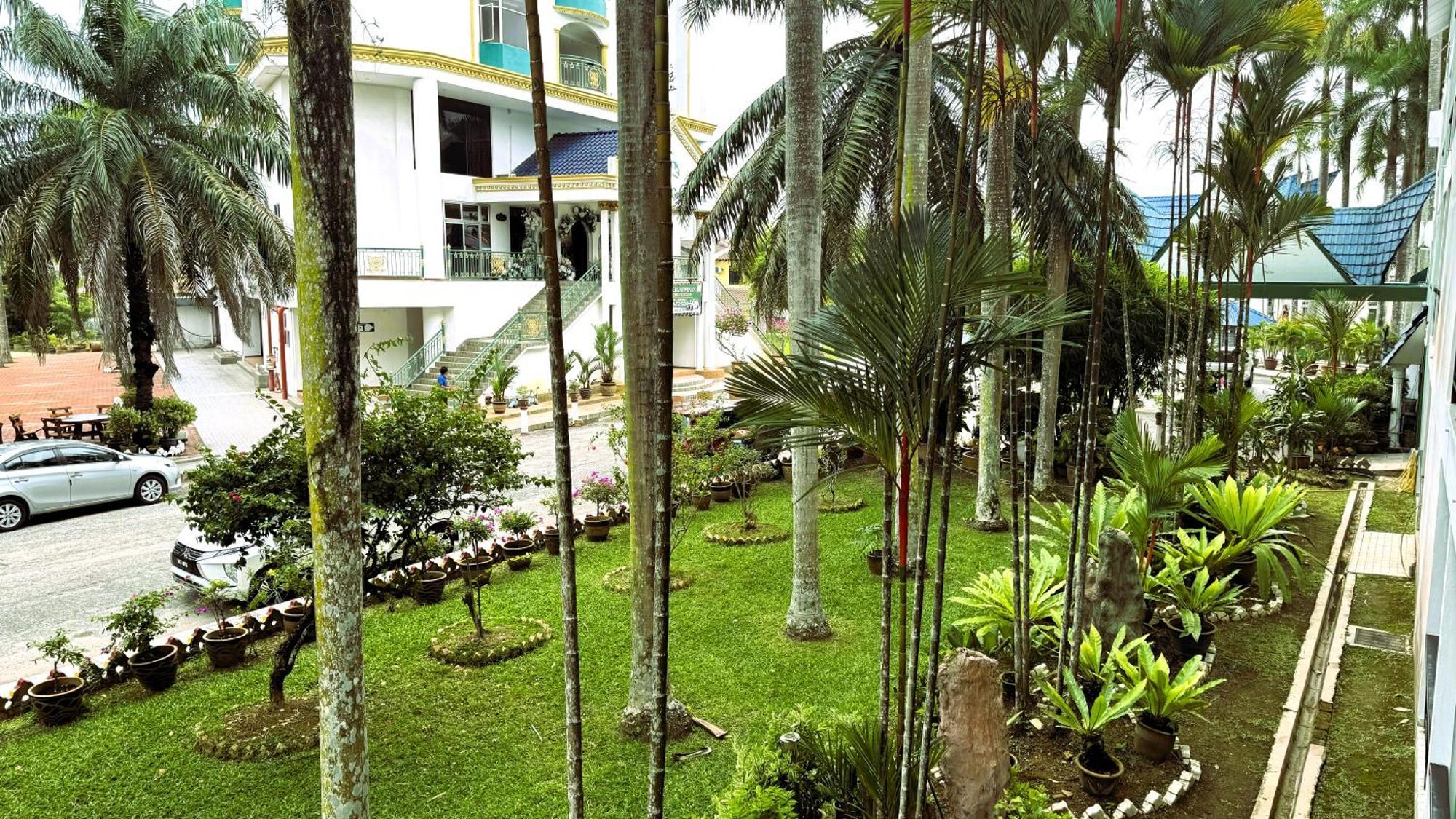 Hotel Green Park Temerloh Exterior photo