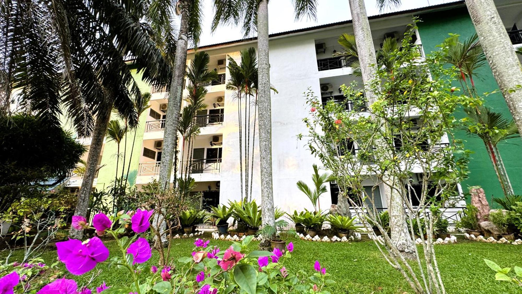 Hotel Green Park Temerloh Exterior photo